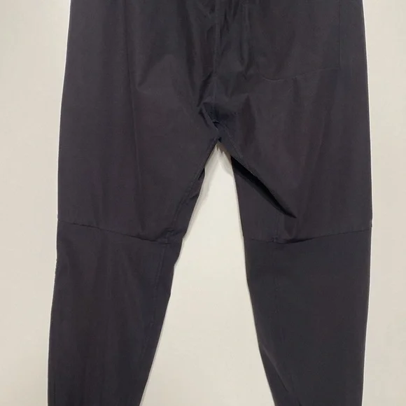 Lululemon Men’s Jogger Size Large in Black - Picture 11 of 16